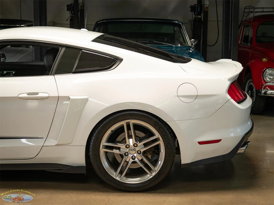 2016 Ford S550 Mustang - Image 7 of 31