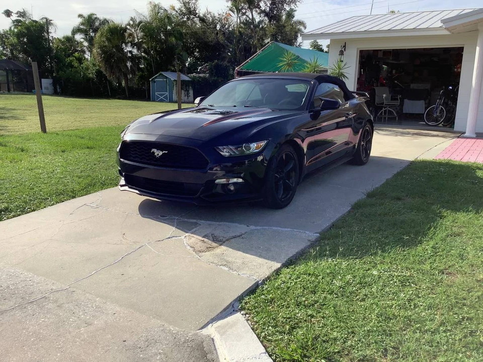 2016 Ford S550 Mustang - Image 2 of 21