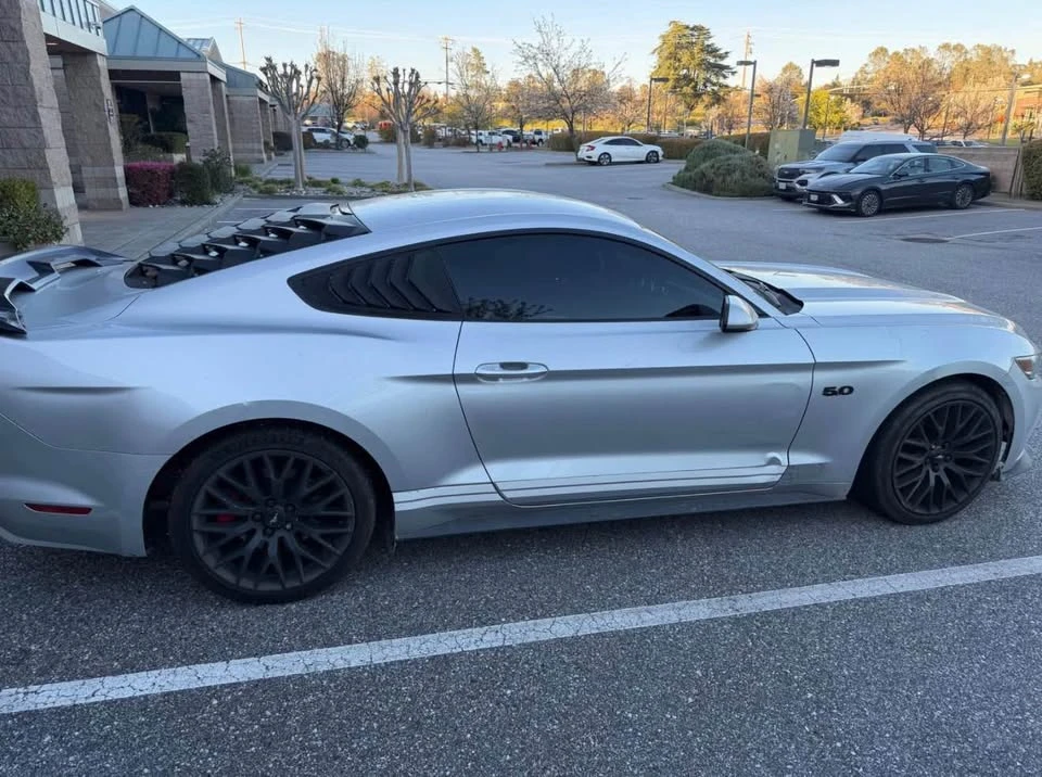 2016 Ford S550 Mustang - Image 2 of 4