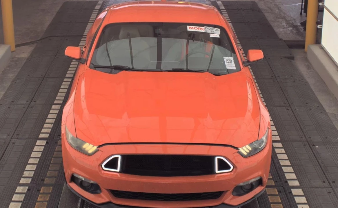 2016 Ford S550 Mustang - Image 2 of 12