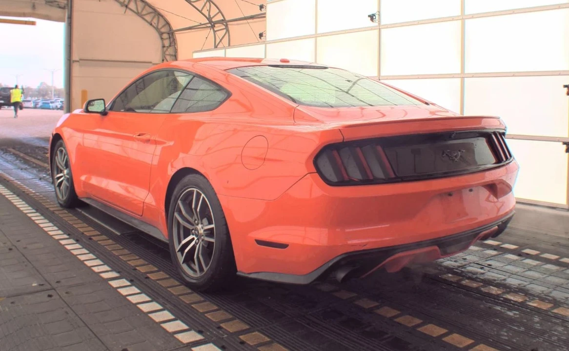 2016 Ford S550 Mustang - Image 8 of 12