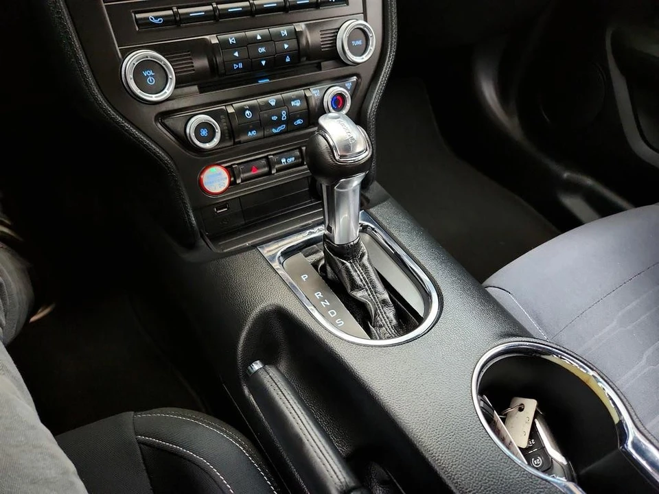 2016 Ford - Image 17 of 31
