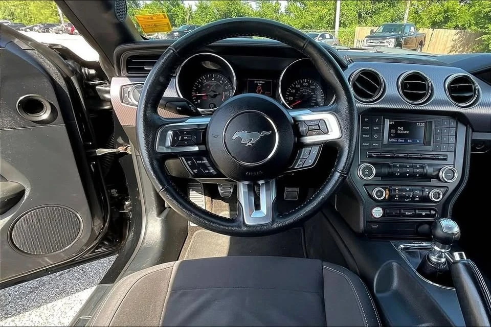 2016 Ford S550 Mustang - Image 7 of 20