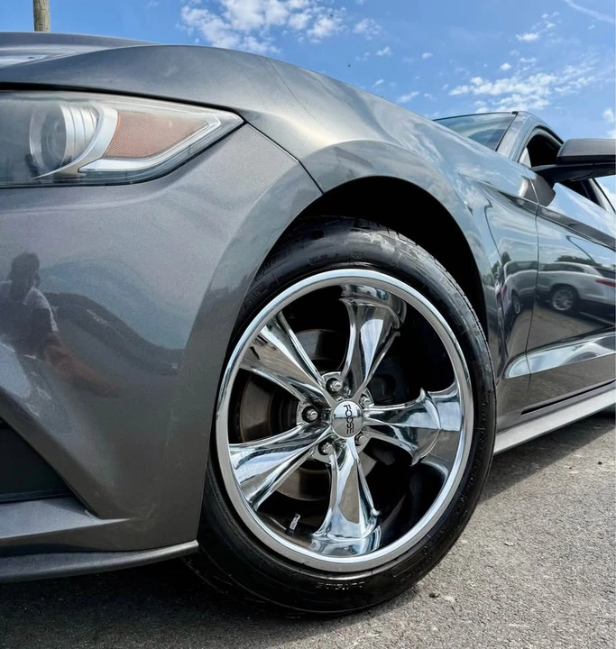 2016 Ford S550 Mustang - Image 2 of 8