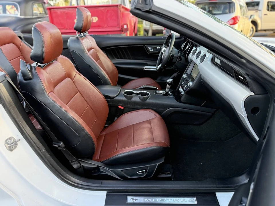 2016 Ford S550 Mustang - Image 13 of 21