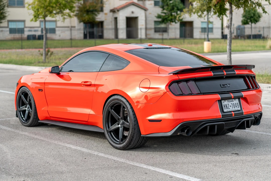 2016 Ford S550 Mustang - Image 8 of 31