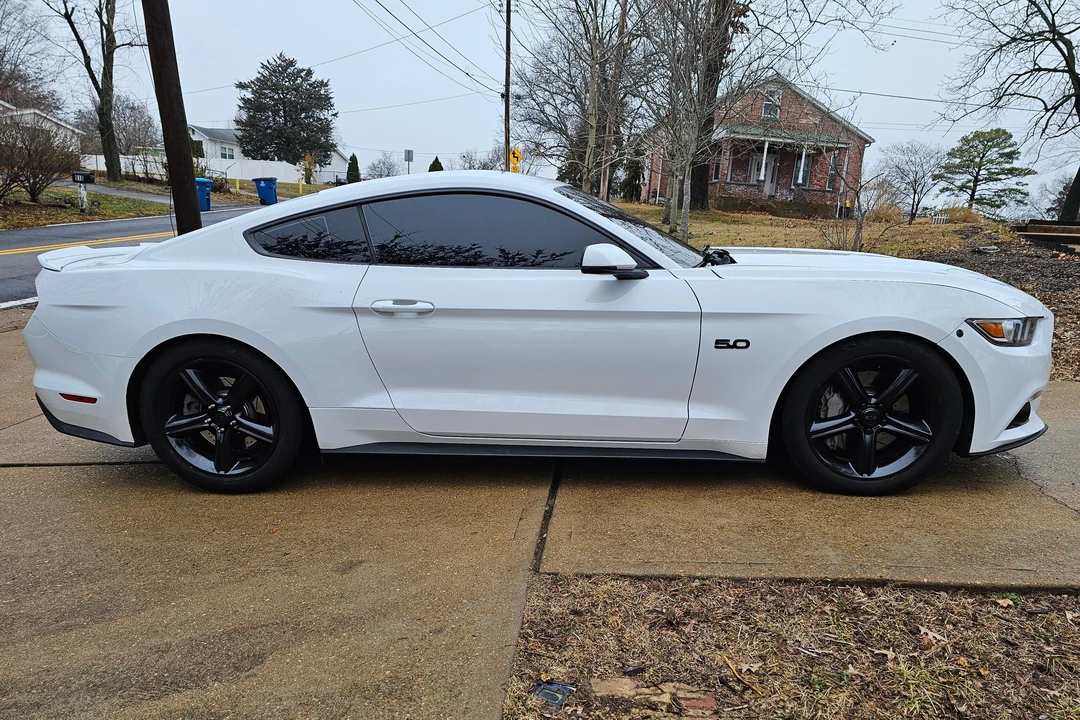 2016 Ford S550 Mustang - Image 3 of 31