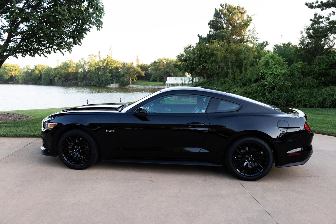 2016 Ford S550 Mustang GT - Image 6 of 31