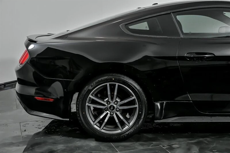2016 Ford S550 Mustang - Image 12 of 31