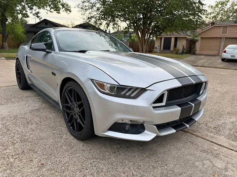 2016 Ford Mustang GT Premium Coupe 2D