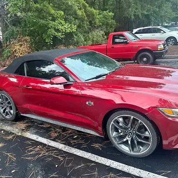 2016 Ford Mustang Médio