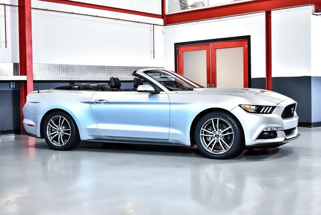 2016 Ford S550 Mustang - Image 11 of 30