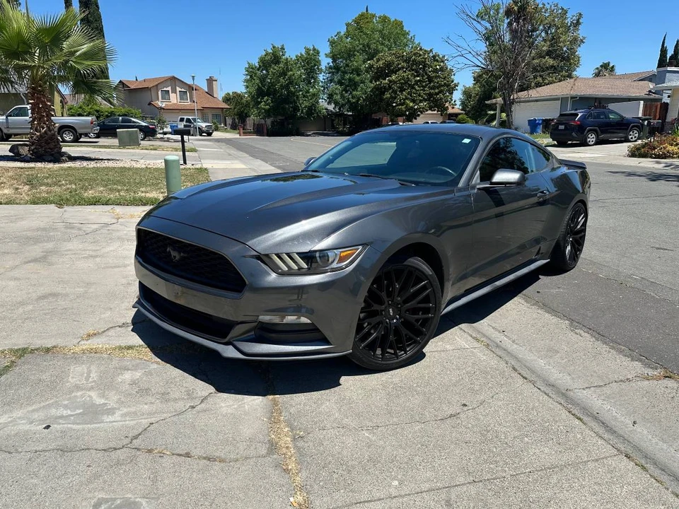 2016 Ford Mustang - Image 2 of 12
