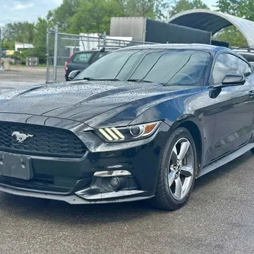 2016 Ford Mustang V6