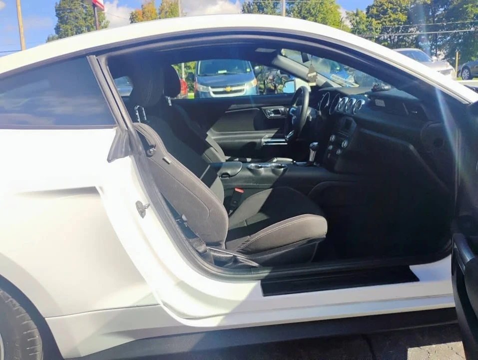 2016 Ford S550 Mustang - Image 16 of 18
