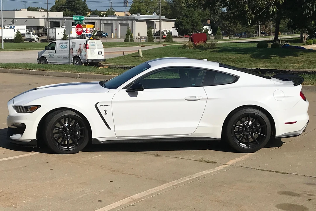2016 Ford S550 Mustang - Image 3 of 31