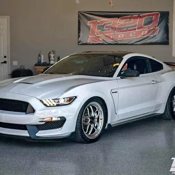 2016 Ford Mustang Shelby GT350 Coupe 2D