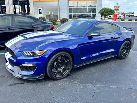 2016 Ford Mustang Shelby GT350 Coupe 2D