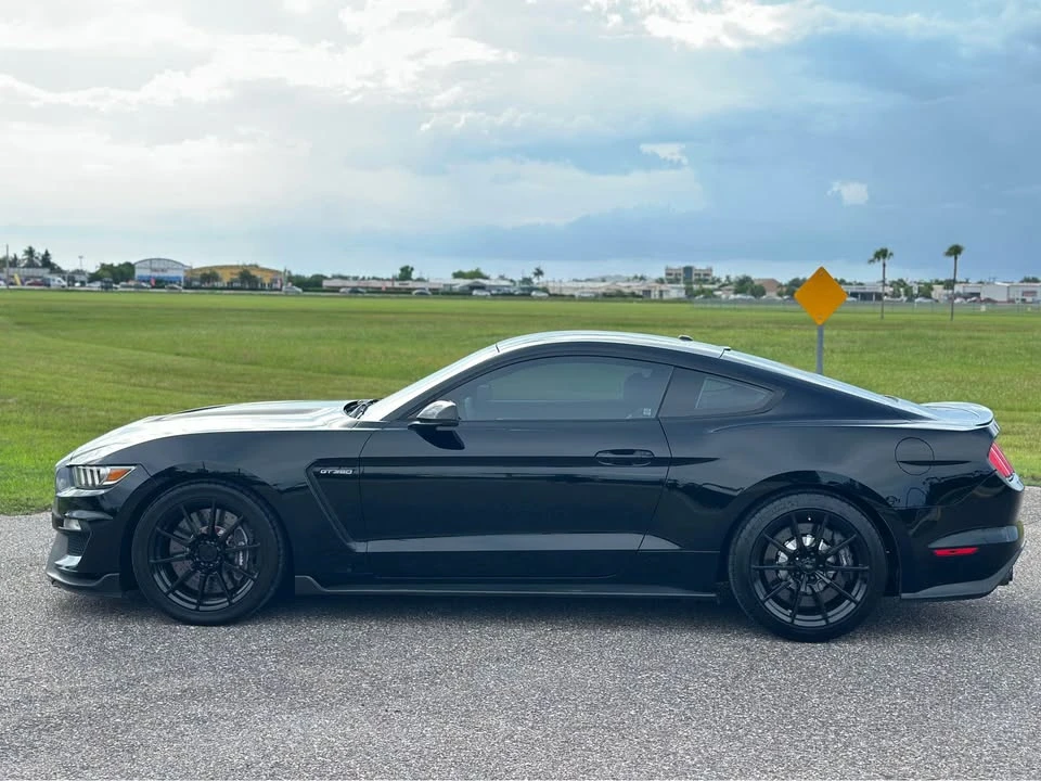 2016 Ford S550 Mustang - Image 2 of 17