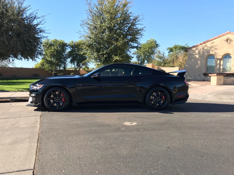 2016 Ford S550 Shelby Mustang GT350R - Image 3 of 31