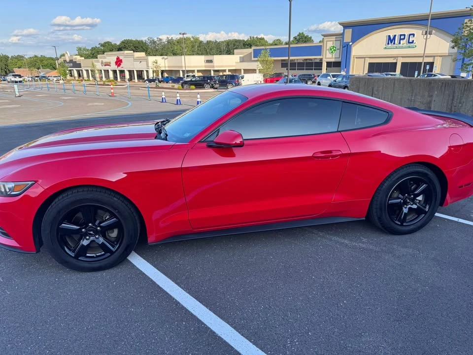 2016 Ford S550 Mustang - Image 2 of 13