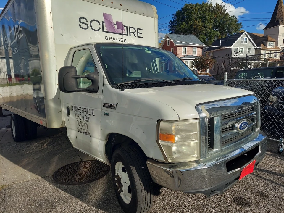 2016 Ford Econoline Van - Image 11 of 21