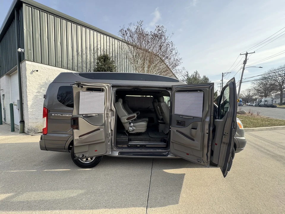 2016 Ford - Image 24 of 31