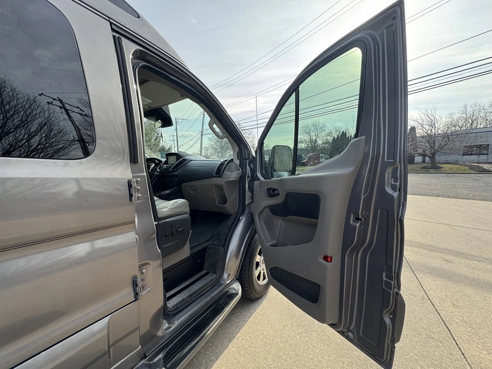 2016 Ford - Image 20 of 31