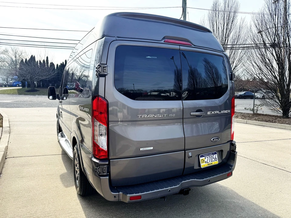 2016 Ford - Image 4 of 31