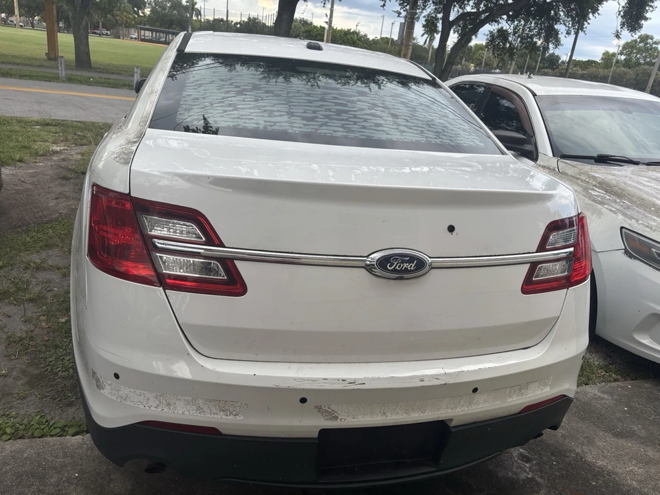 2016 Ford Taurus - Image 9 of 9