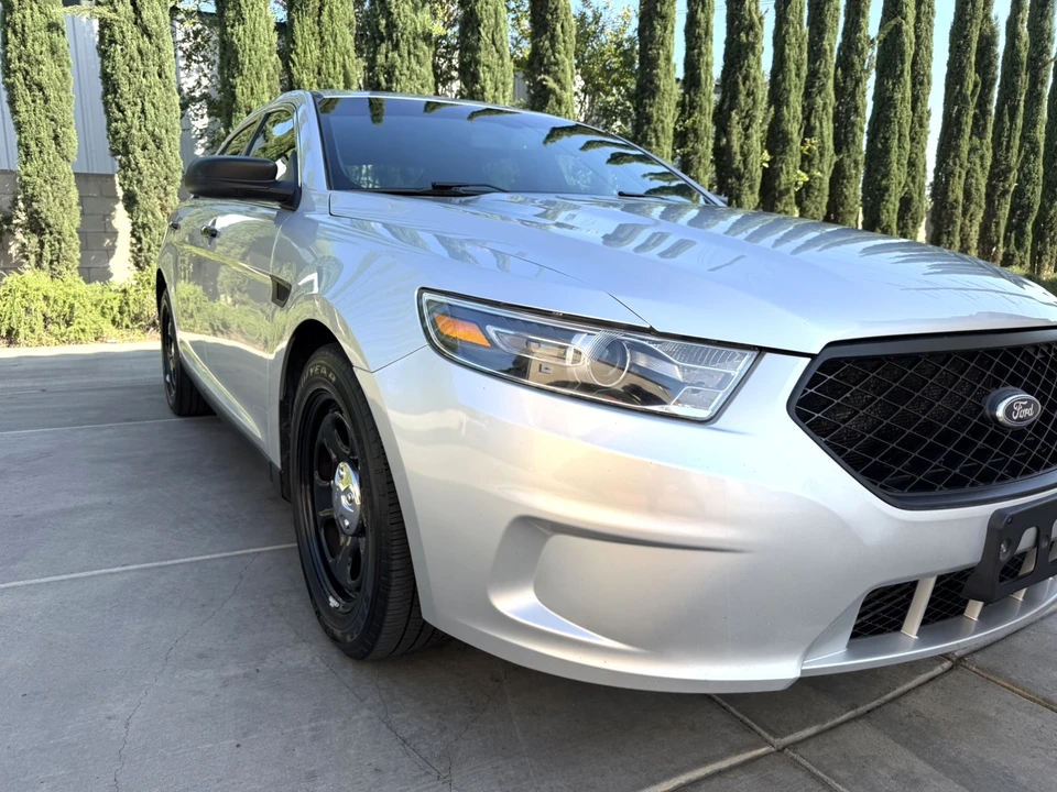 2016 Ford Taurus 6th Gen - Image 11 of 31