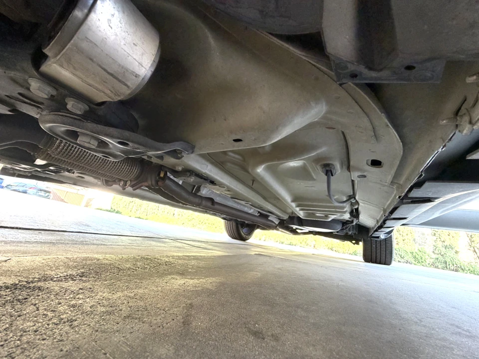 2016 Ford Taurus 6th Gen - Image 31 of 31