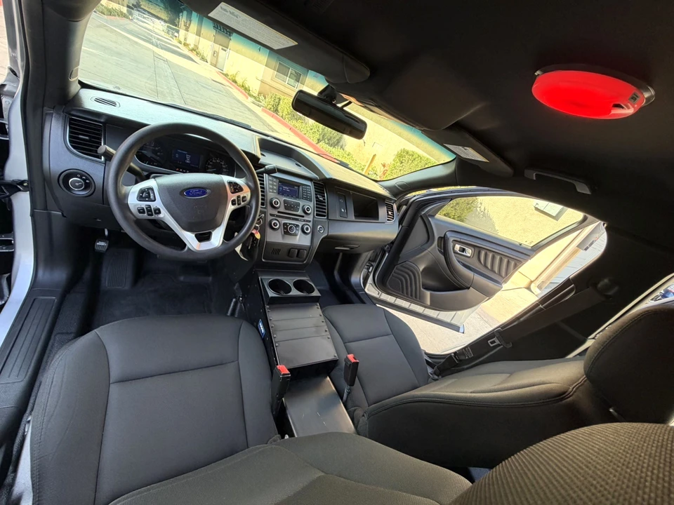 2016 Ford Taurus 6th Gen - Image 21 of 31