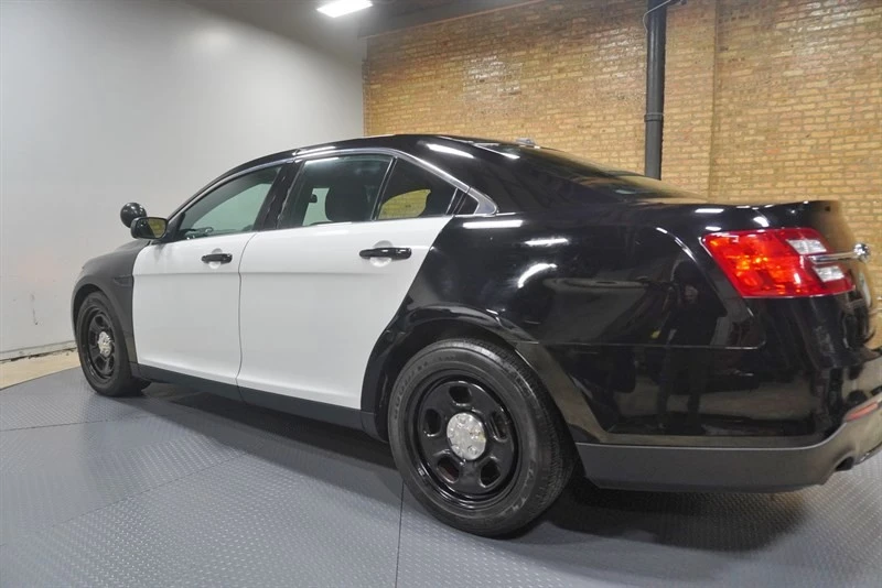 2016 Ford Taurus 6th Gen - Image 17 of 21