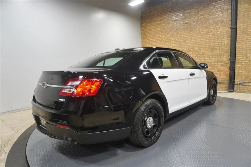2016 Ford Taurus 6th Gen - Image 10 of 21