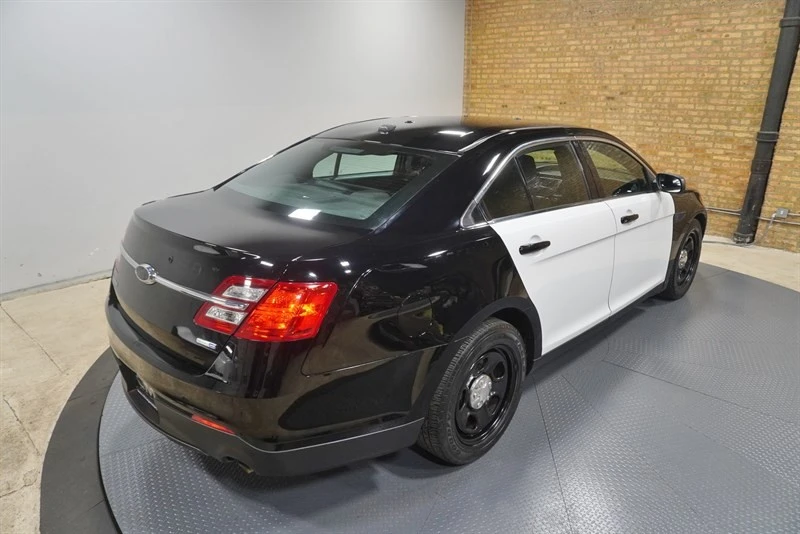 2016 Ford Taurus 6th Gen - Image 11 of 21