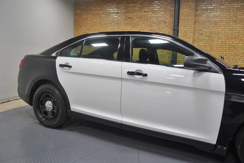 2016 Ford Taurus 6th Gen - Image 9 of 21