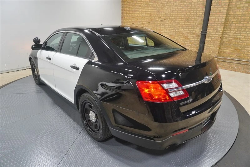 2016 Ford Taurus 6th Gen - Image 16 of 21