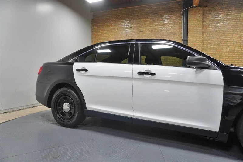 2016 Ford Taurus 6th Gen - Image 13 of 21