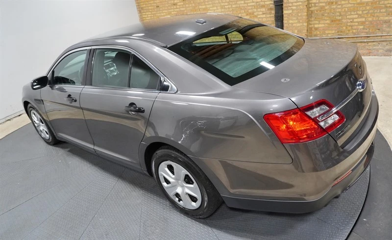 2016 Ford Taurus 6th Gen - Image 18 of 21