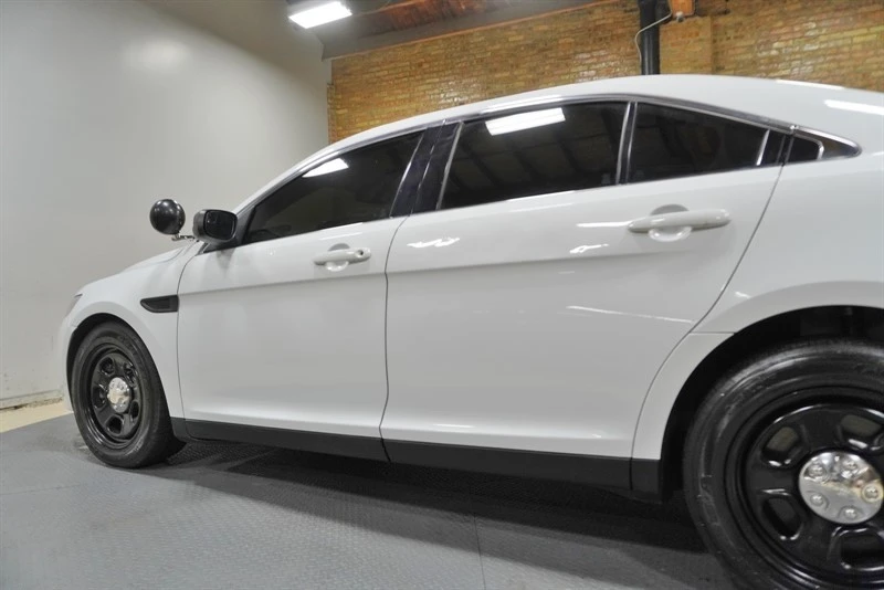 2016 Ford Taurus 6th Gen - Image 18 of 31