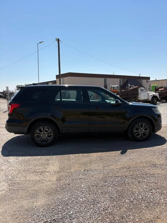 2016 Ford Explorer 5th Gen - Image 5 of 14