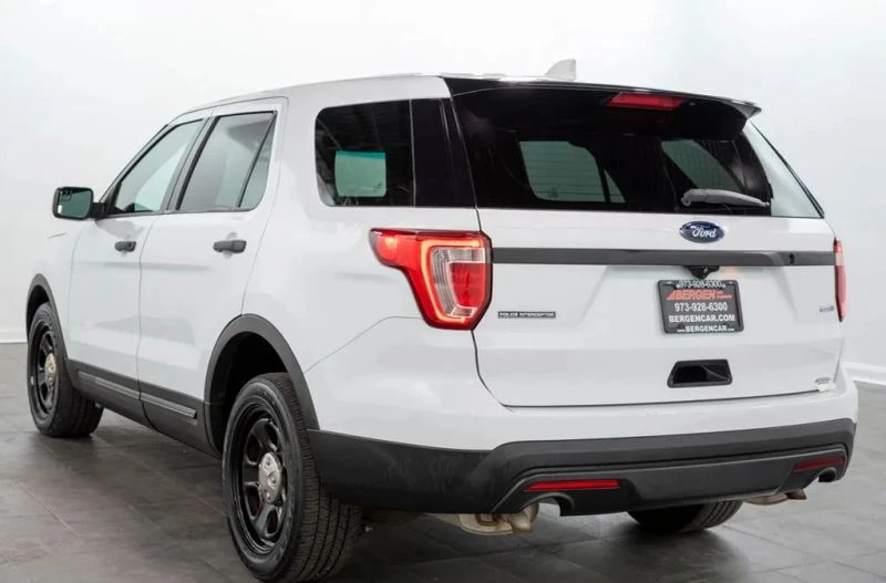 2016 Ford Explorer 5th Gen - Image 10 of 12