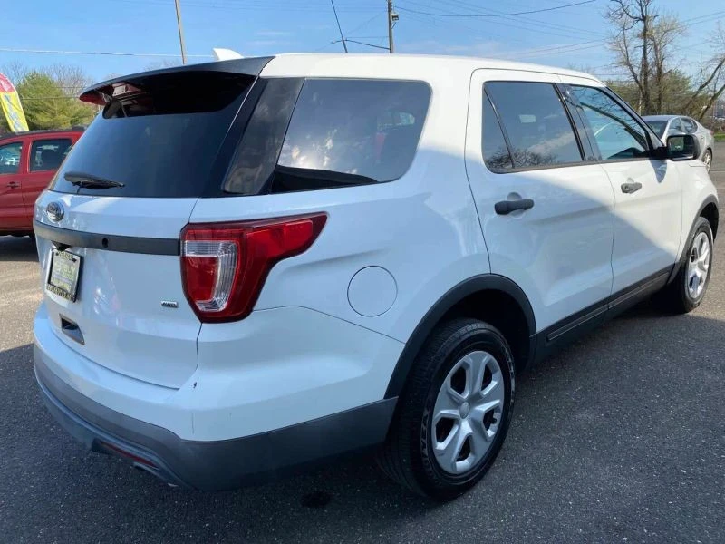 2016 Ford Explorer 5th Gen - Image 5 of 12