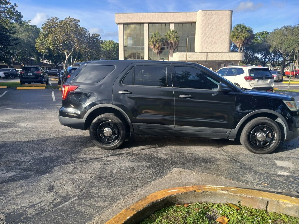 2016 Ford Explorer 5th Gen - Image 7 of 20