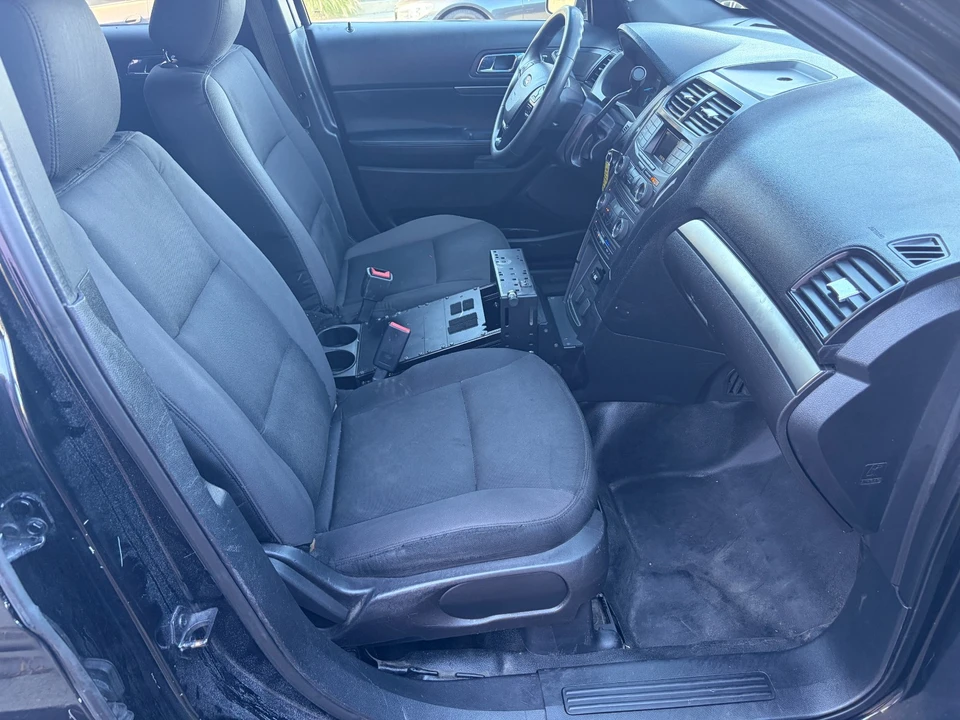 2016 Ford Explorer 5th Gen - Image 12 of 18