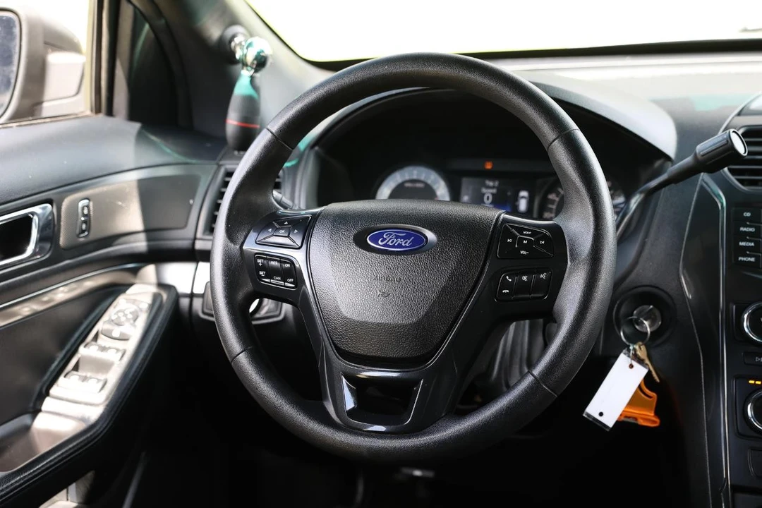 2016 Ford Explorer 5th Gen - Image 29 of 31