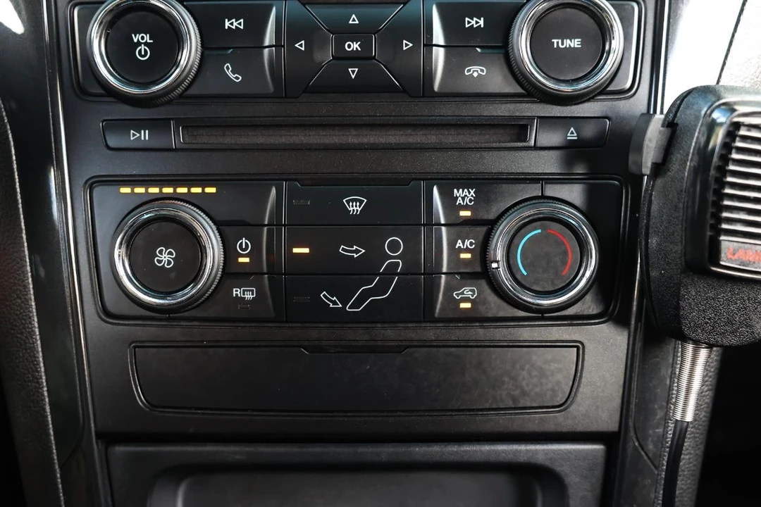 2016 Ford Explorer 5th Gen - Image 31 of 31