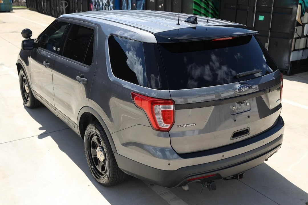 2016 Ford Explorer 5th Gen - Image 5 of 31
