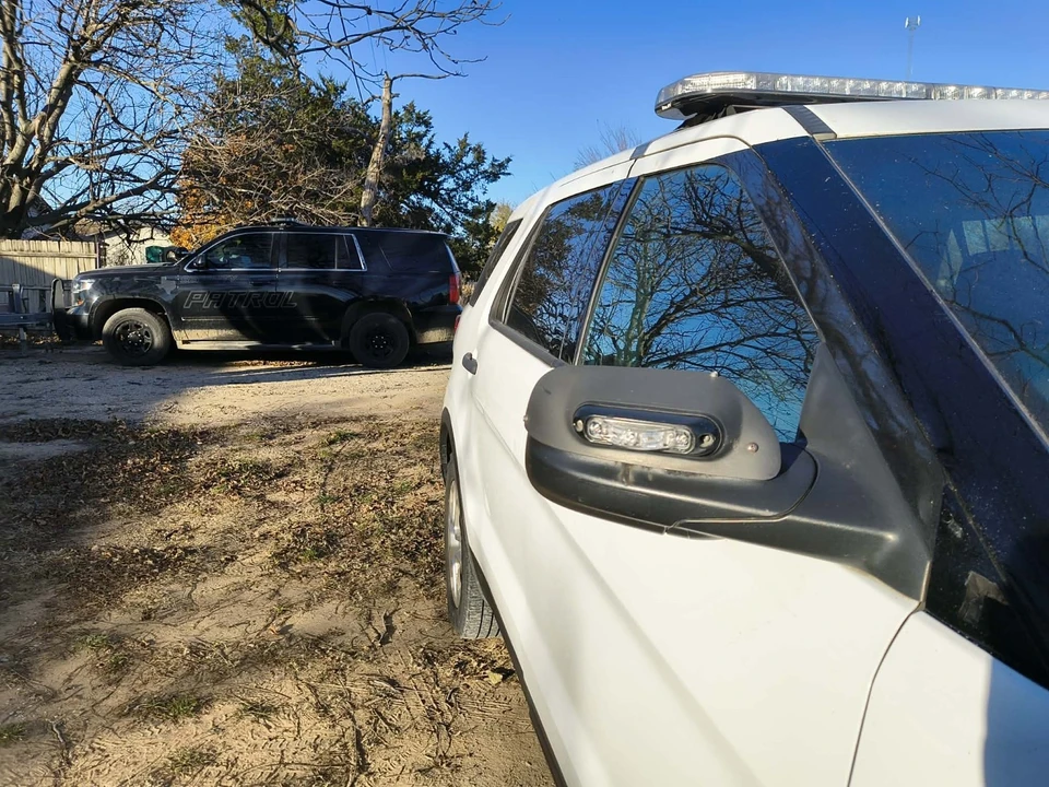 2016 Ford Explorer 5th Gen - Image 3 of 21